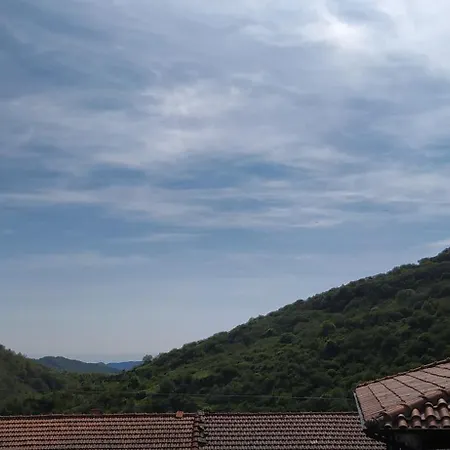 Casa Di Ercole بيت للعطل